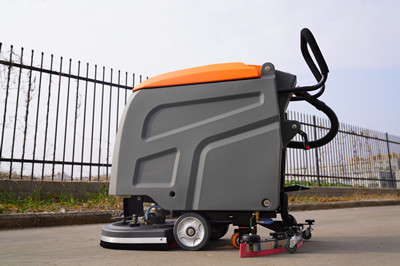 廣州寶潔科技創(chuàng)新有限公司采購榮事達洗地機